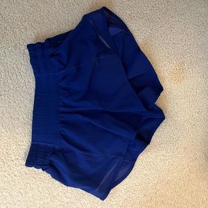 Larkspur Lululemon Hotty Hot shorts